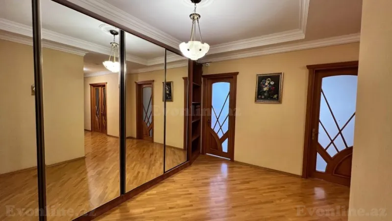 Satılır 4 otaqlı Mənzil Yeni tikili 146 m² Nizami m. - şəkil 7