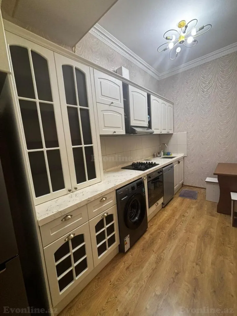 Satılır 2 otaqlı Mənzil Köhnə tikili 75 m² 28 May m. - şəkil 16