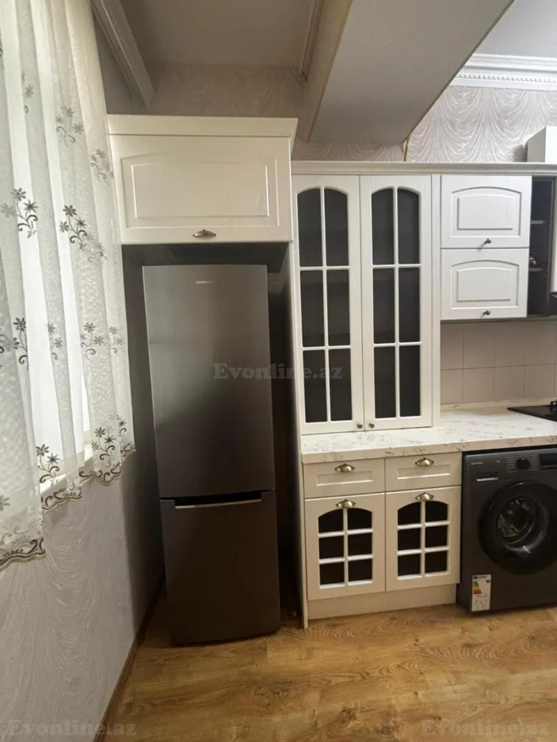 Satılır 2 otaqlı Mənzil Köhnə tikili 75 m² 28 May m. - şəkil 17