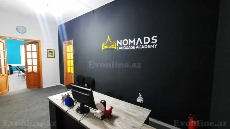 5 otaqlı Ofis 220 m² Gənclik m. Kirayə verilir
