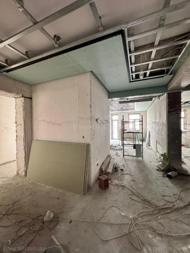 Satılır 5 otaqlı Mənzil Yeni tikili 250 m² Elmlər Akademiyası m. - şəkil 10