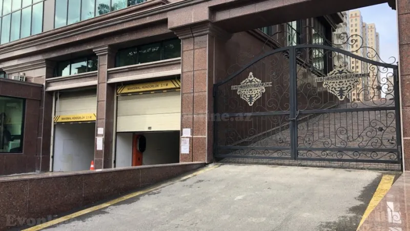 Satılır 5 otaqlı Mənzil Yeni tikili 250 m² Elmlər Akademiyası m. - şəkil 14