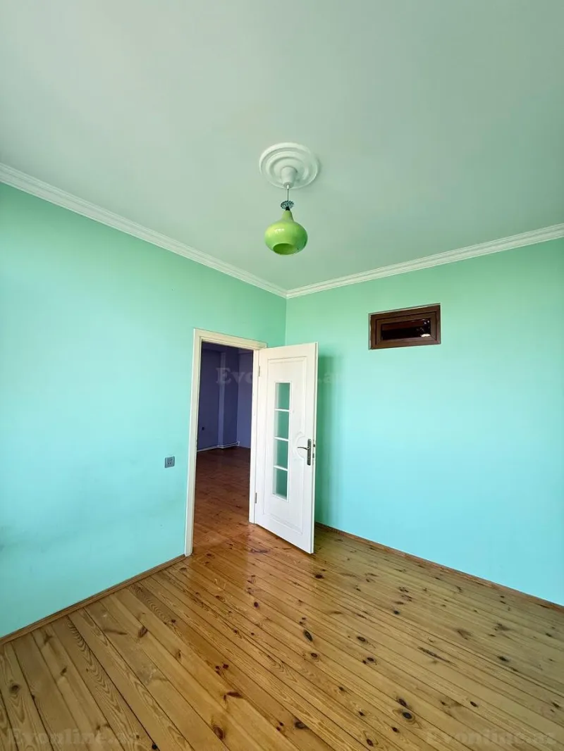 3 otaqlı Mənzil 75 m² Əhmədli m. Satılır