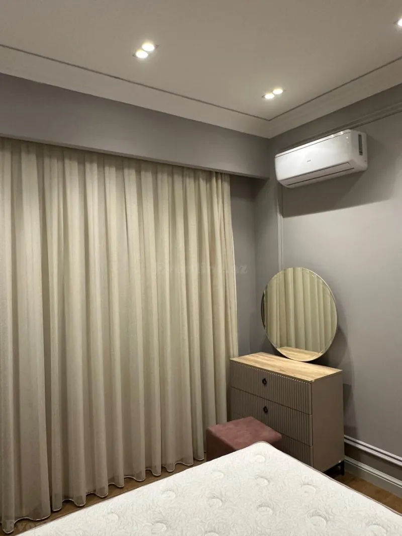 Kirayə verilir 3 otaqlı Mənzil Yeni tikili 85 m² Bakmil m. - şəkil 8