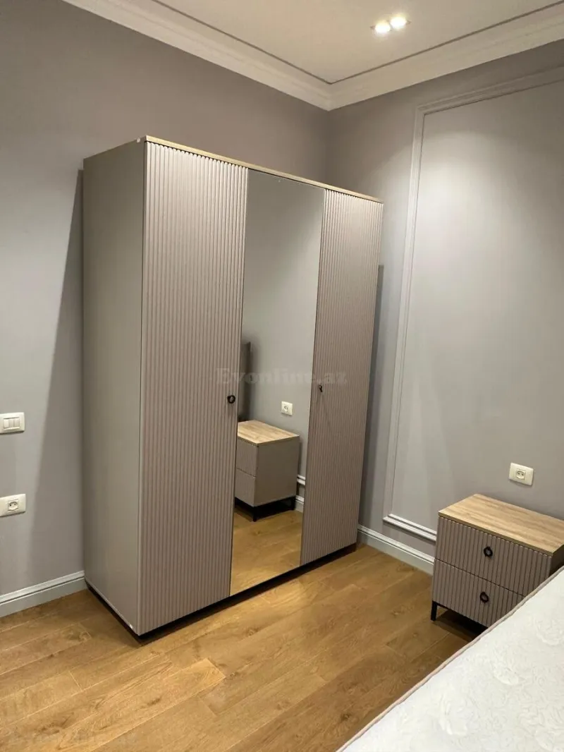 Kirayə verilir 3 otaqlı Mənzil Yeni tikili 85 m² Bakmil m. - şəkil 9