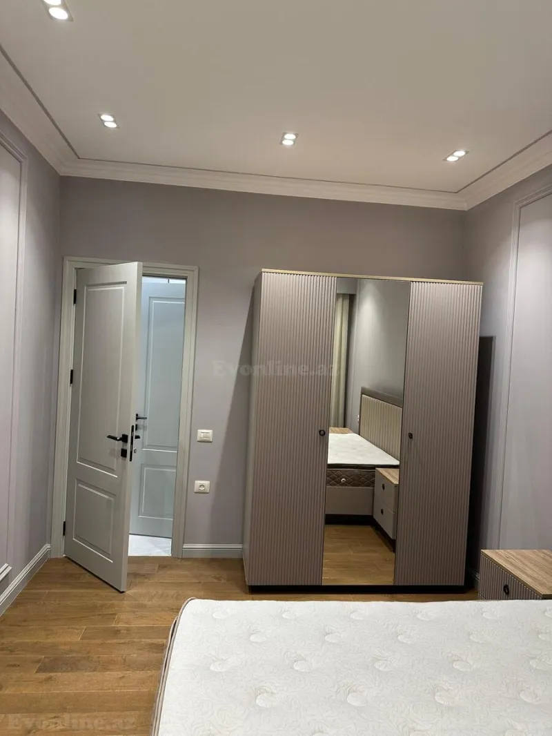 Kirayə verilir 3 otaqlı Mənzil Yeni tikili 85 m² Bakmil m. - şəkil 11