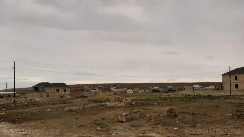 Torpaq Abşeron r. Satılır