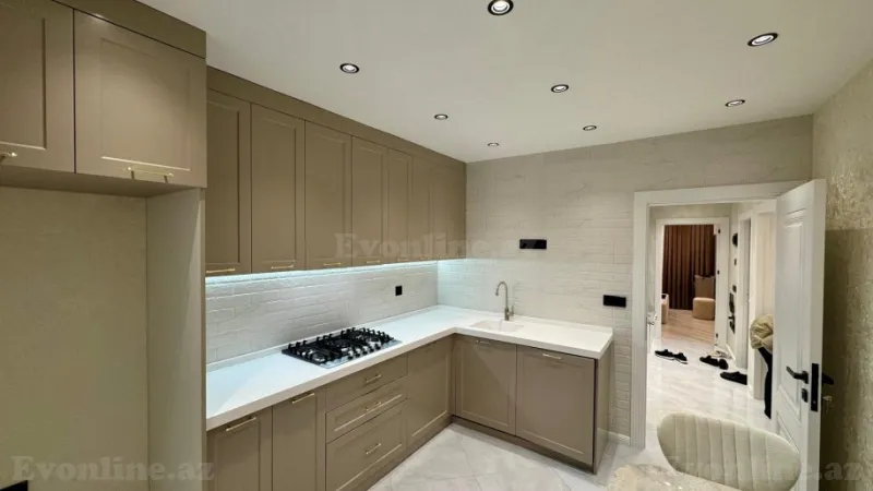 Satılır 2 otaqlı Mənzil Köhnə tikili 65 m² Həzi Aslanov m. - şəkil 2