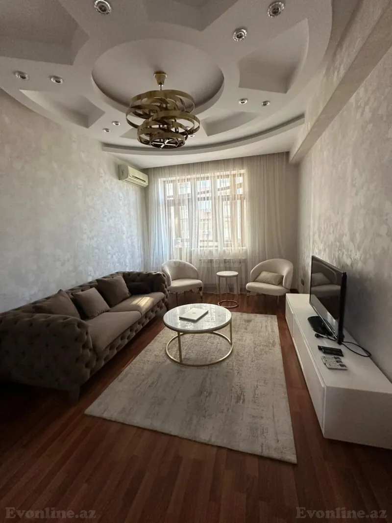 2 otaqlı Mənzil 80 m² Gənclik m. Kirayə verilir