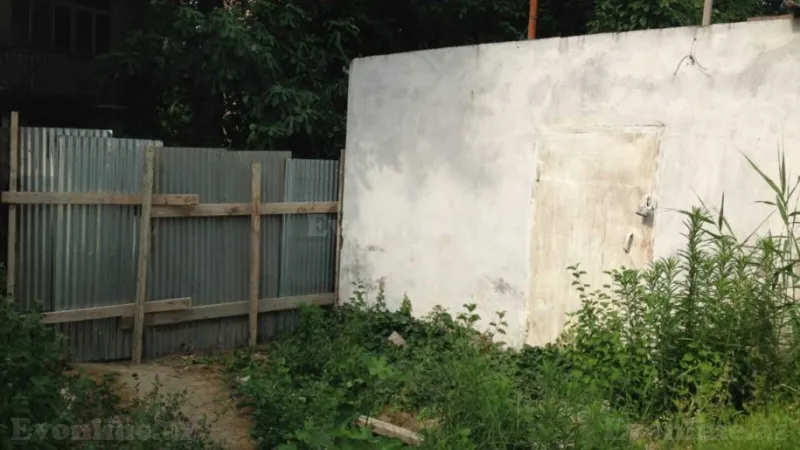 Satılır Torpaq 4 sot Elmlər Akademiyası m. - şəkil 3