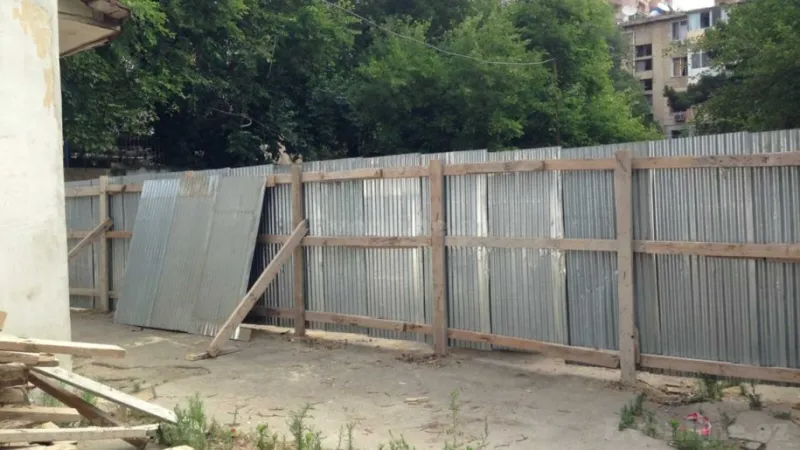 Satılır Torpaq 4 sot Elmlər Akademiyası m. - şəkil 5