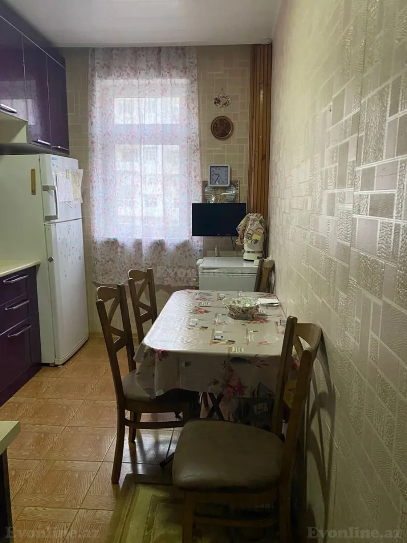 Satılır 2 otaqlı Mənzil Köhnə tikili 50 m² Badamdar - şəkil 13