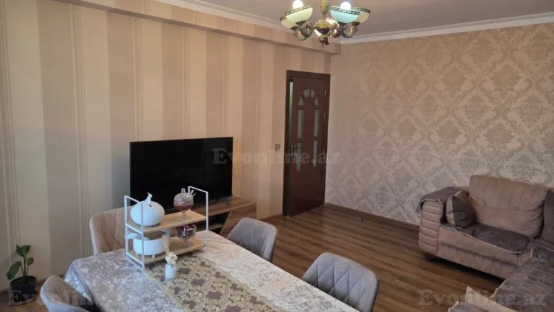Satılır 3 otaqlı Mənzil Köhnə tikili 85 m² Yasamal - şəkil 2