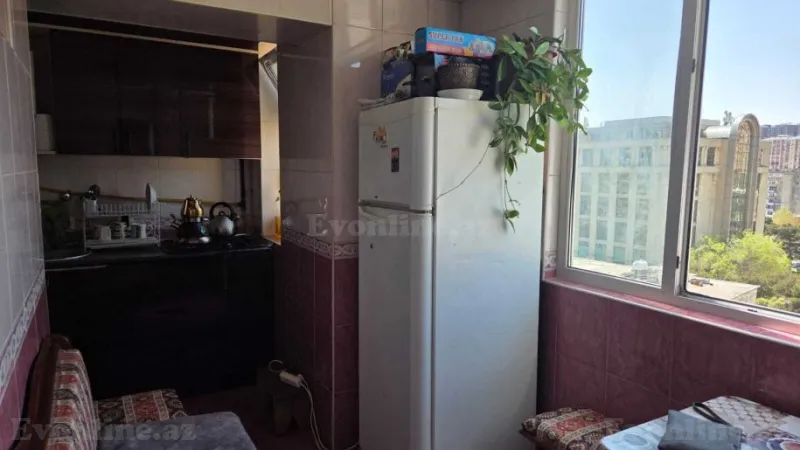 Satılır 3 otaqlı Mənzil Köhnə tikili 85 m² Yasamal - şəkil 13
