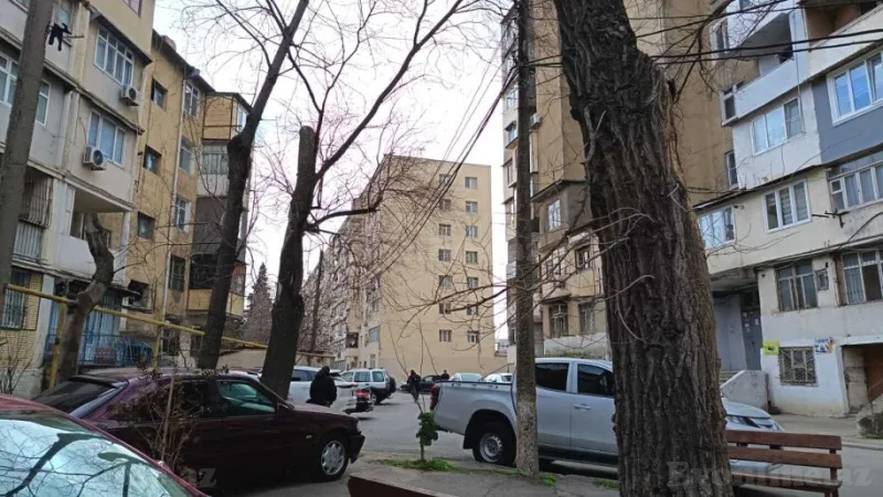 3 otaqlı Mənzil 70 m² Neftçilər m. Kirayə verilir