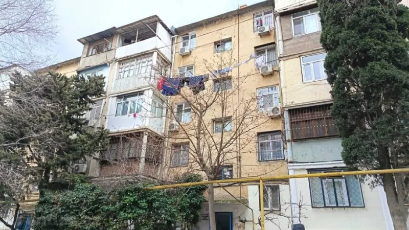 Kirayə verilir 3 otaqlı Mənzil Köhnə tikili 70 m² Neftçilər m. - şəkil 2