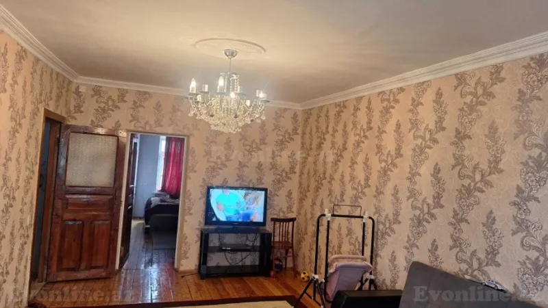 Kirayə verilir 3 otaqlı Mənzil Köhnə tikili 70 m² Neftçilər m. - şəkil 3