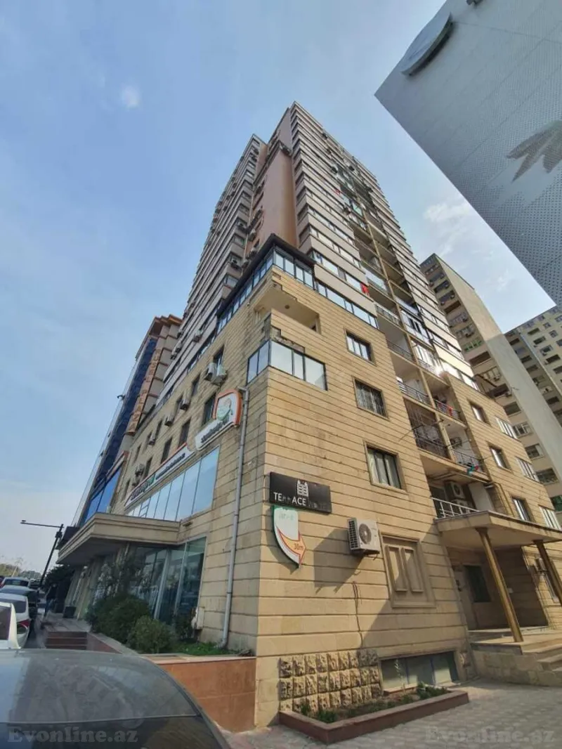 3 otaqlı Mənzil 145 m² Xətai m. Satılır