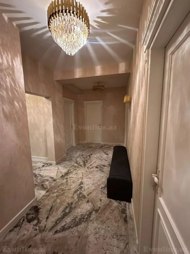 Satılır 4 otaqlı Mənzil Yeni tikili 180 m² Nəsimi r. - şəkil 9