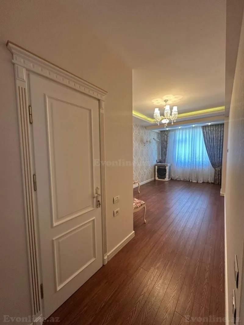 Satılır 4 otaqlı Mənzil Yeni tikili 180 m² Nəsimi r. - şəkil 10