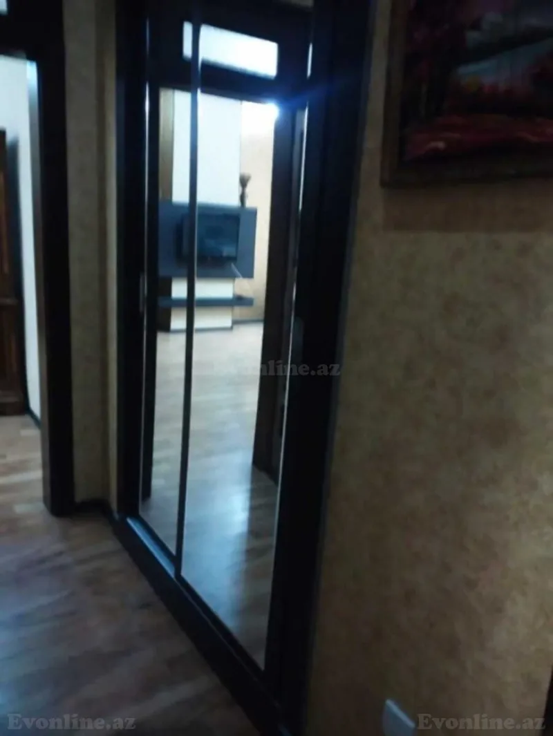 Satılır 2 otaqlı Mənzil Köhnə tikili 100 m² Sahil m. - şəkil 14