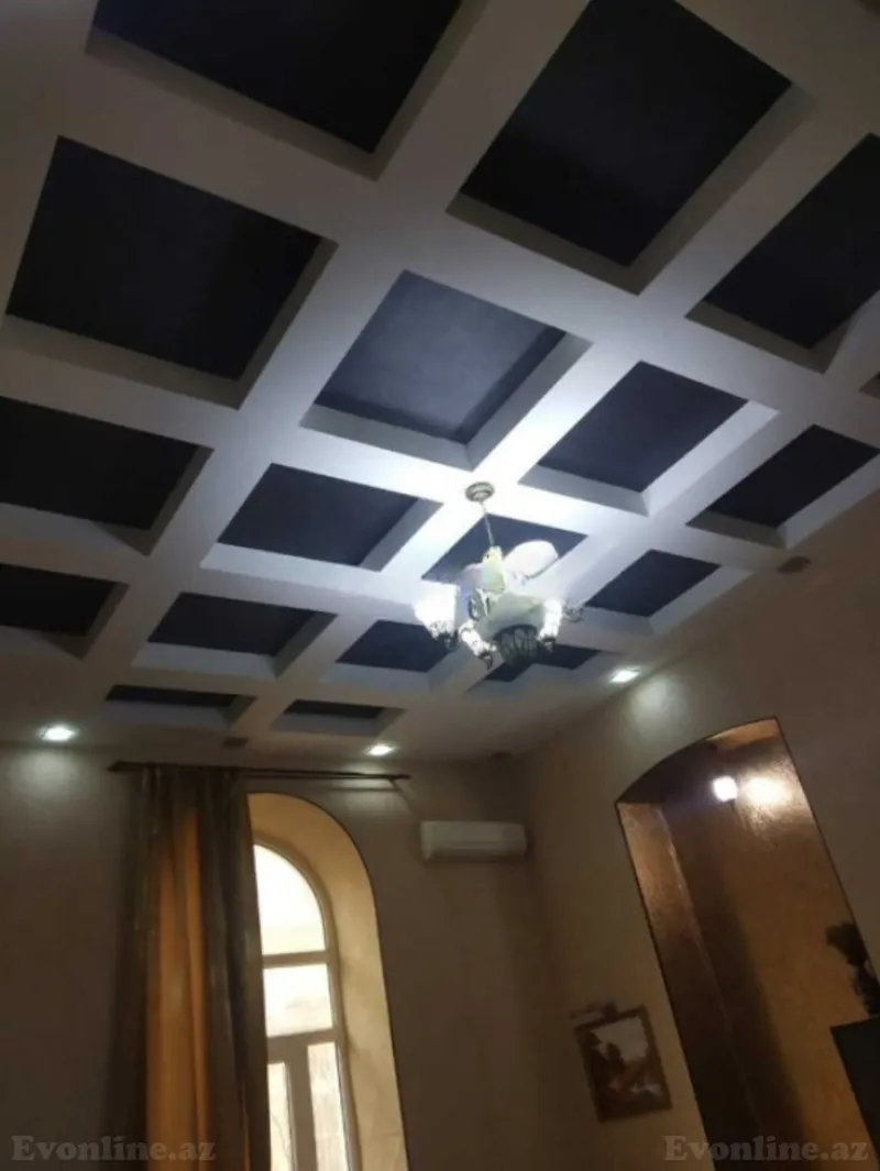 Satılır 2 otaqlı Mənzil Köhnə tikili 100 m² Sahil m. - şəkil 18