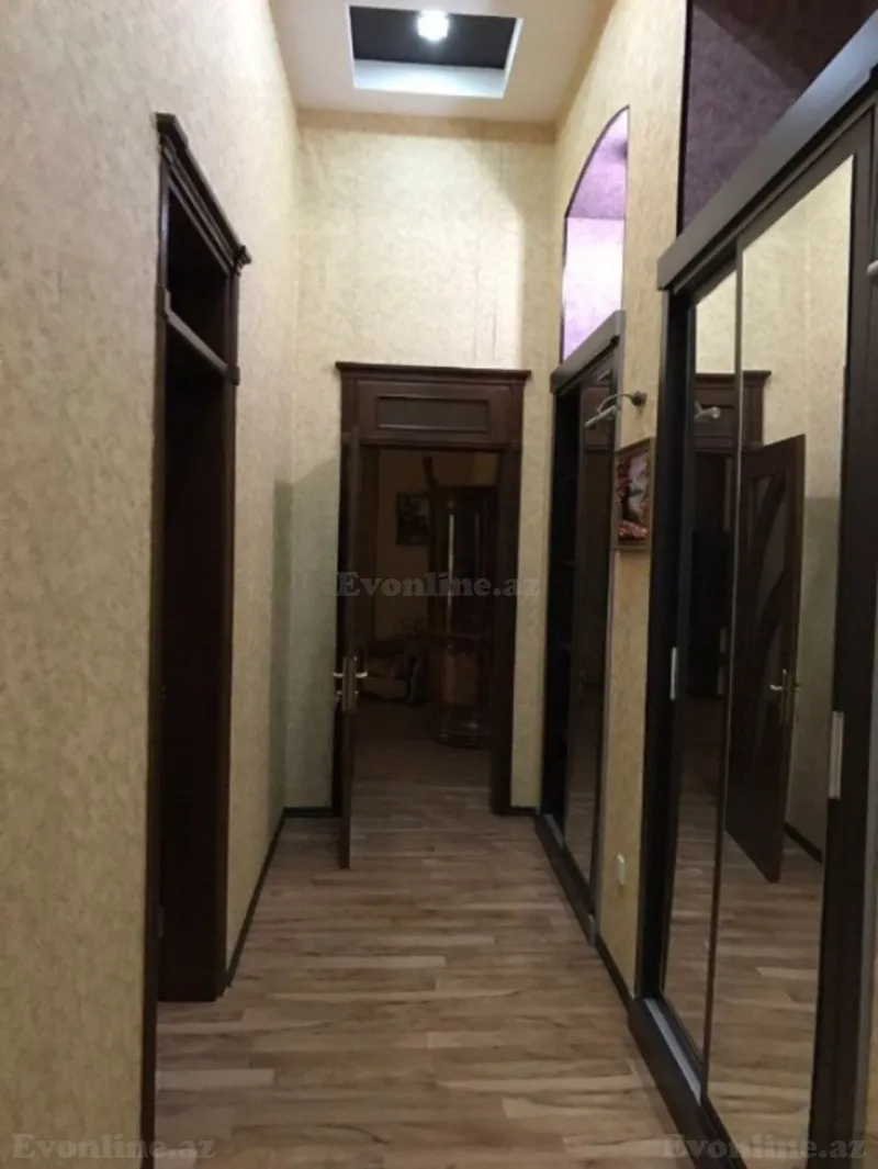 Satılır 2 otaqlı Mənzil Köhnə tikili 100 m² Sahil m. - şəkil 22