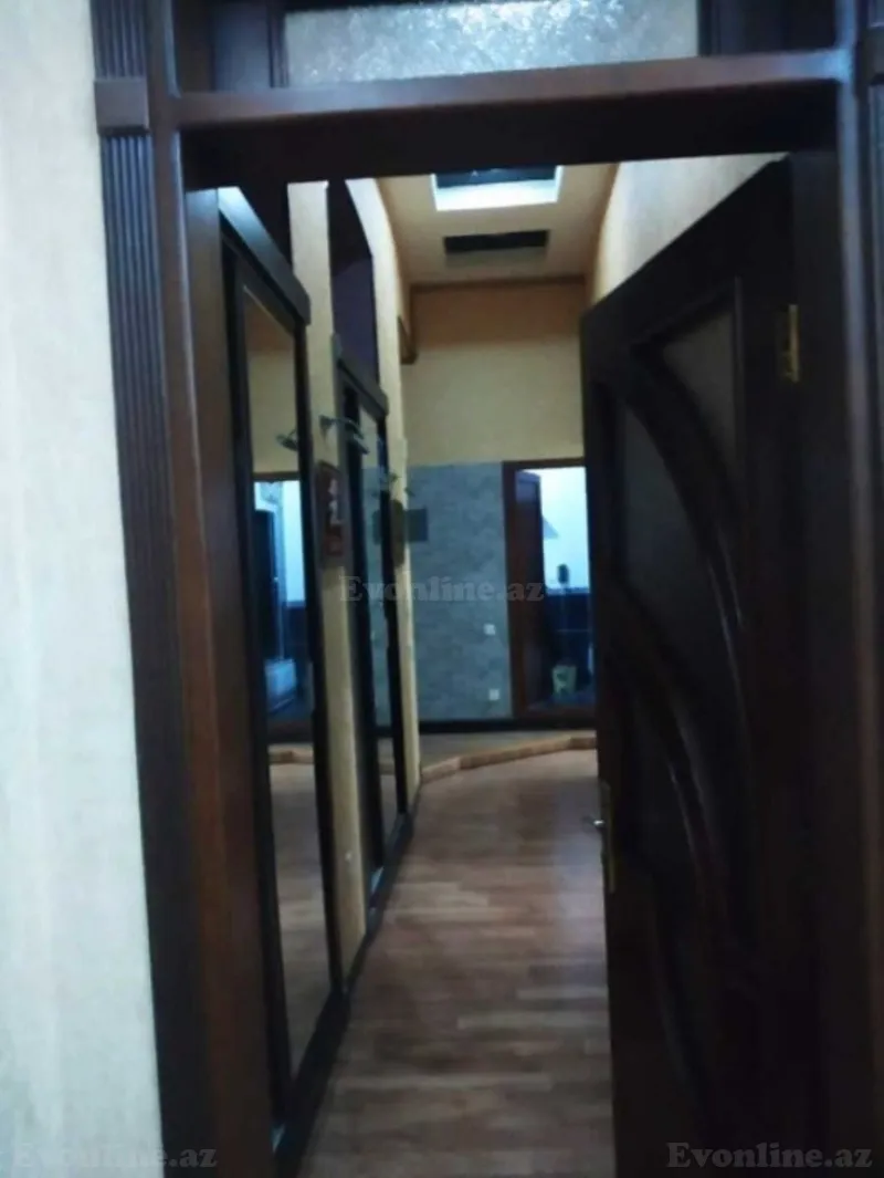 Satılır 2 otaqlı Mənzil Köhnə tikili 100 m² Sahil m. - şəkil 23