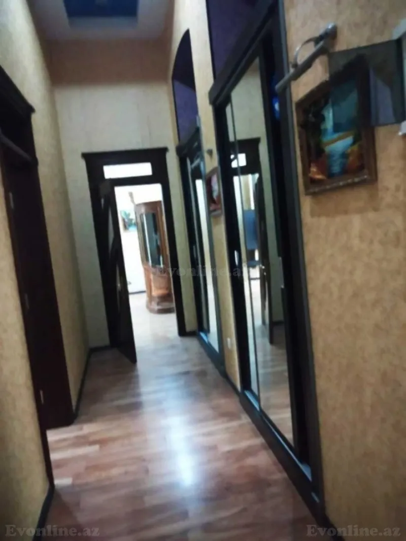 Satılır 2 otaqlı Mənzil Köhnə tikili 100 m² Sahil m. - şəkil 24