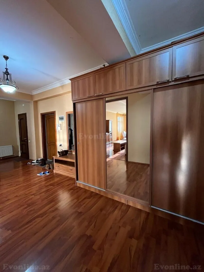 Kirayə verilir 3 otaqlı Mənzil Yeni tikili 140 m² Nizami m. - şəkil 9