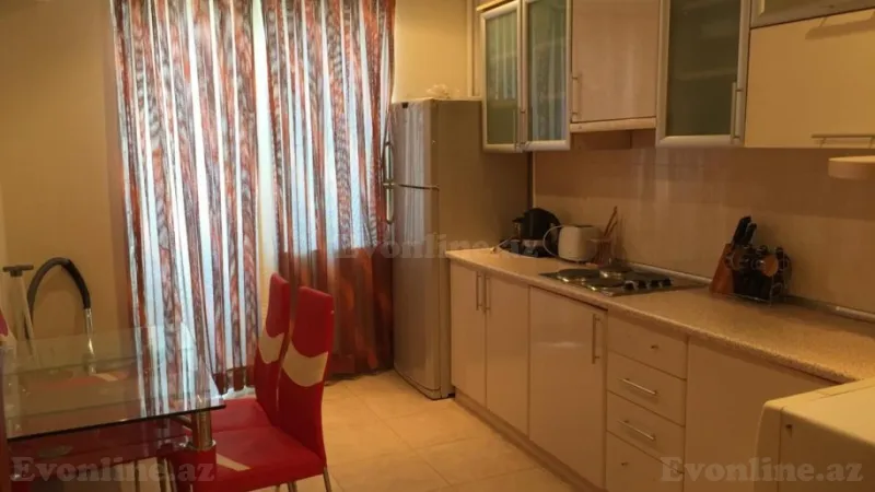 Satılır 2 otaqlı Mənzil Yeni tikili 80 m² Elmlər Akademiyası m. - şəkil 9