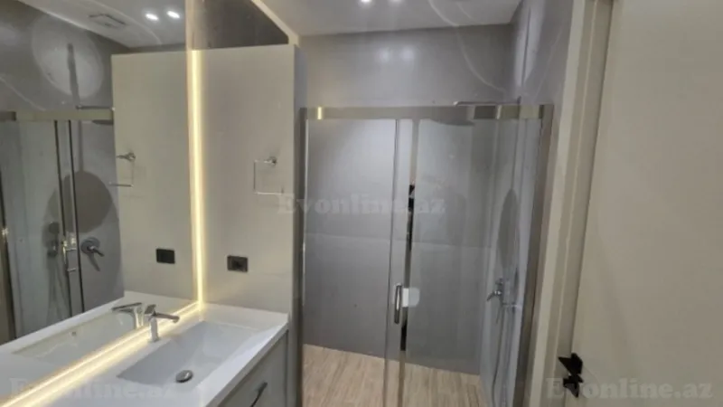 Kirayə verilir 3 otaqlı Mənzil Yeni tikili 120 m² Xətai r. - şəkil 16