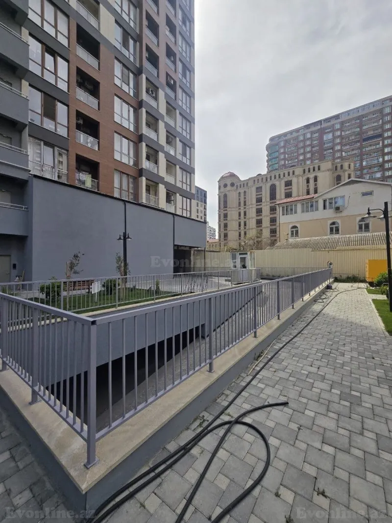 Satılır 1 otaqlı Mənzil Yeni tikili 31.4 m² Nəsimi r. - şəkil 2