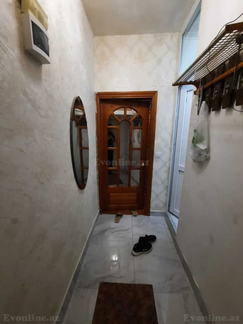 Kirayə verilir 2 otaqlı Mənzil Köhnə tikili 50 m² 4-cü mikrorayon - şəkil 4