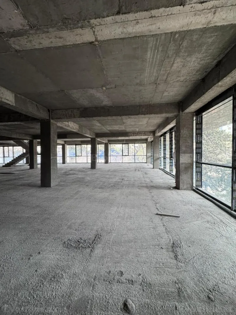 Kirayə verilir Obyekt 340 m² Nəsimi r. - şəkil 2