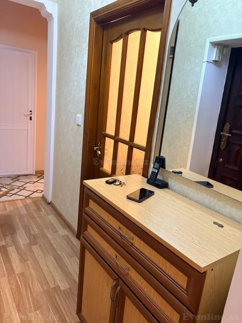 Kirayə verilir 3 otaqlı Mənzil Köhnə tikili 70 m² Nəriman Nərimanov m. - şəkil 8