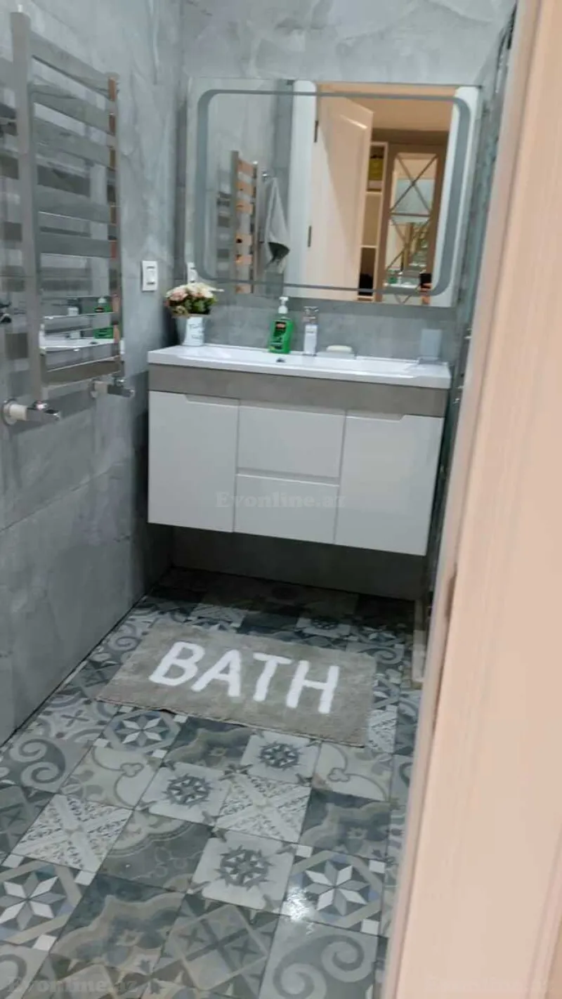 Kirayə verilir 2 otaqlı Mənzil Yeni tikili 65 m² Xətai m. - şəkil 14