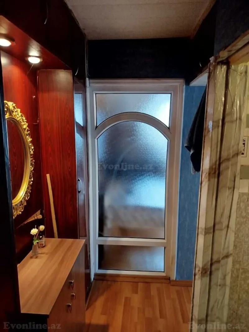 Satılır 1 otaqlı Mənzil Köhnə tikili 30 m² Yasamal - şəkil 2