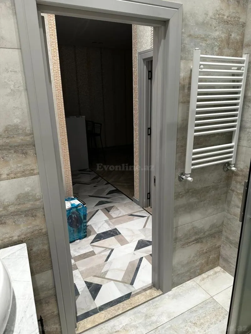 Kirayə verilir 2 otaqlı Mənzil Yeni tikili 65 m² Xətai m. - şəkil 13