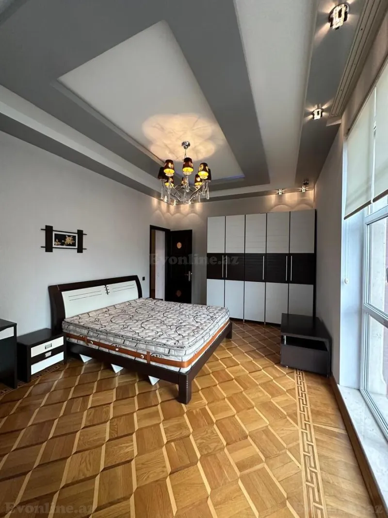 Satılır 4 otaqlı Mənzil Yeni tikili 180 m² Gənclik m. - şəkil 4