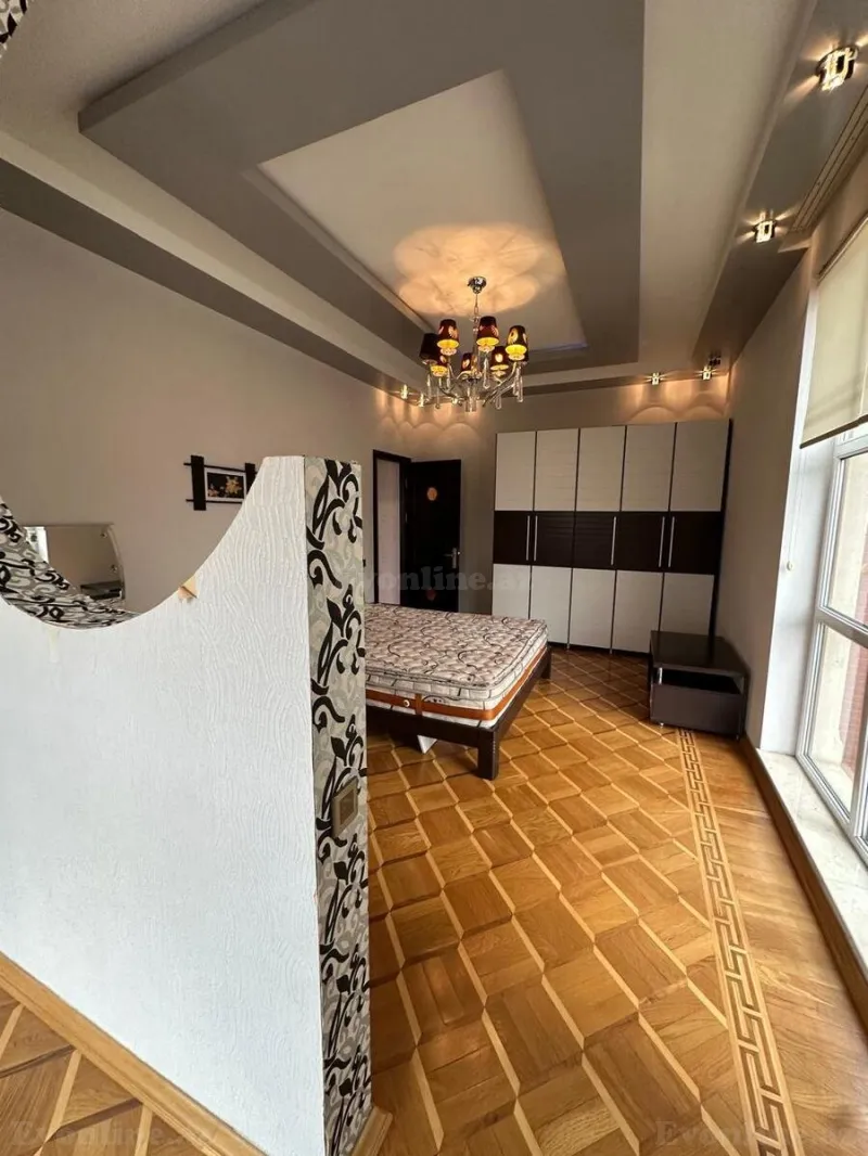 Satılır 4 otaqlı Mənzil Yeni tikili 180 m² Gənclik m. - şəkil 5