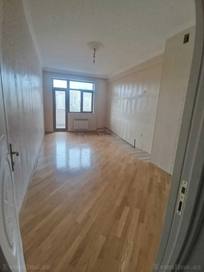 Satılır 3 otaqlı Mənzil Yeni tikili 156 m² Elmlər Akademiyası m. - şəkil 2