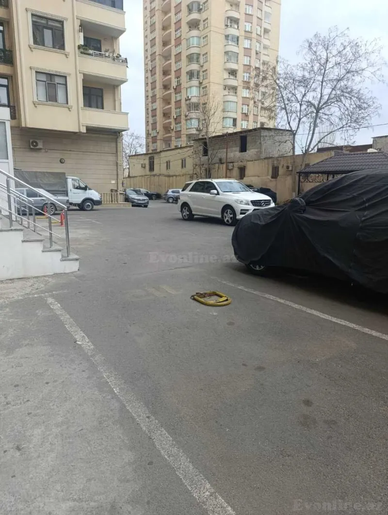 Satılır 3 otaqlı Mənzil Yeni tikili 156 m² Elmlər Akademiyası m. - şəkil 19
