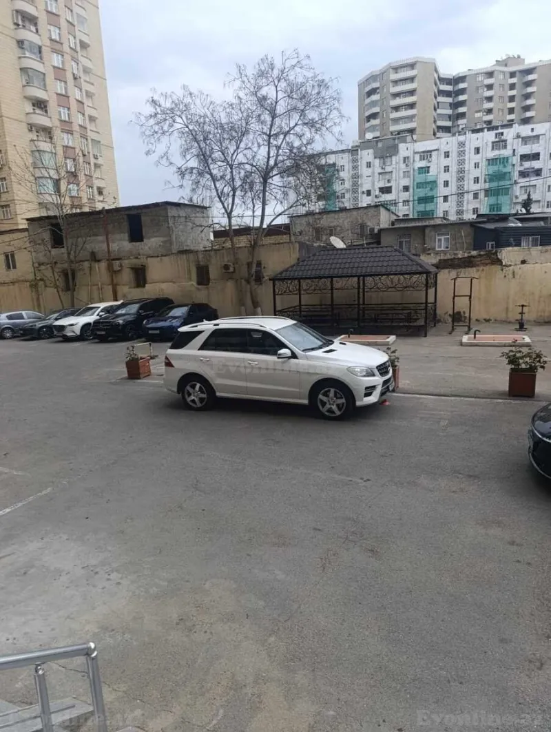 Satılır 3 otaqlı Mənzil Yeni tikili 156 m² Elmlər Akademiyası m. - şəkil 20