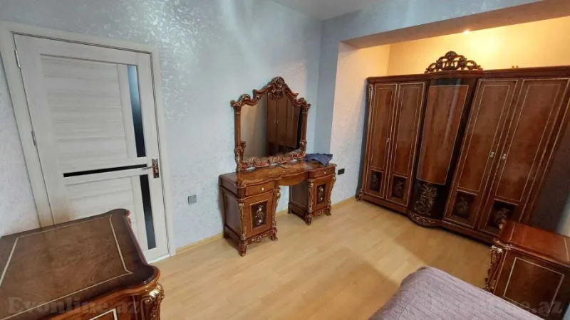 Kirayə verilir 4 otaqlı Mənzil Yeni tikili 200 m² 8-ci mikrorayon - şəkil 16