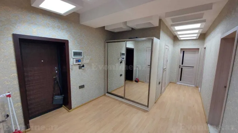 Kirayə verilir 4 otaqlı Mənzil Yeni tikili 200 m² 8-ci mikrorayon - şəkil 24