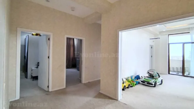 Satılır 3 otaqlı Mənzil Yeni tikili 121 m² Elmlər Akademiyası m. - şəkil 2