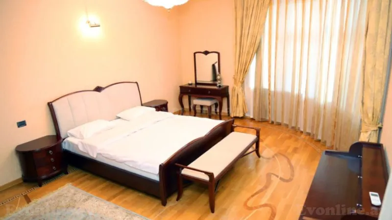 Kirayə verilir 4 otaqlı Mənzil Yeni tikili 235 m² 28 May m. - şəkil 13