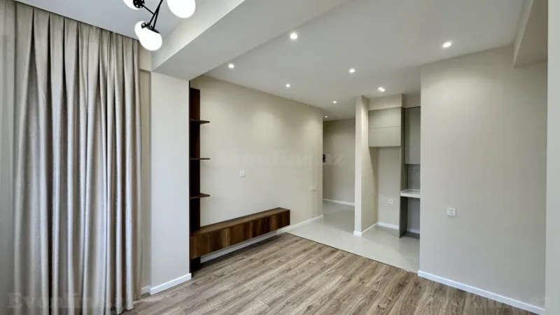 Satılır 2 otaqlı Mənzil Yeni tikili 56 m² Neftçilər m. - şəkil 2