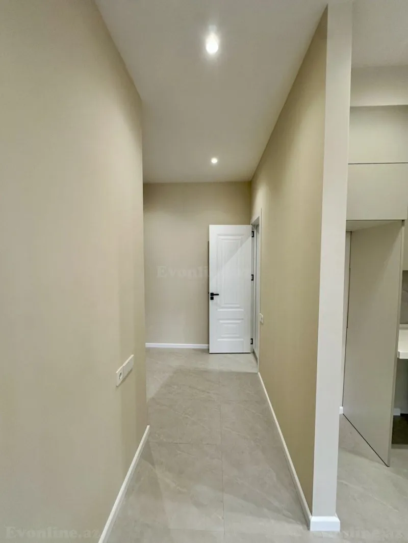 Satılır 2 otaqlı Mənzil Yeni tikili 56 m² Neftçilər m. - şəkil 8